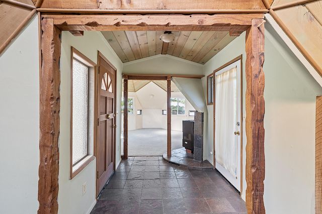 848 NE 8th Street, Grants Pass, OR 97526