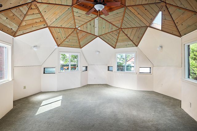 848 NE 8th Street, Grants Pass, OR 97526