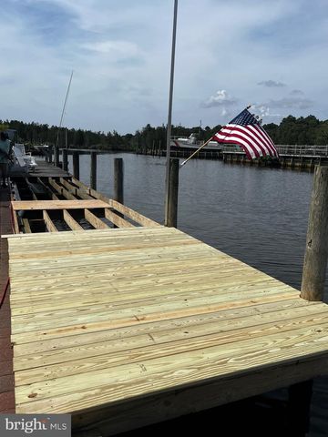 230 S GREEN ST, Tuckerton, NJ 08087