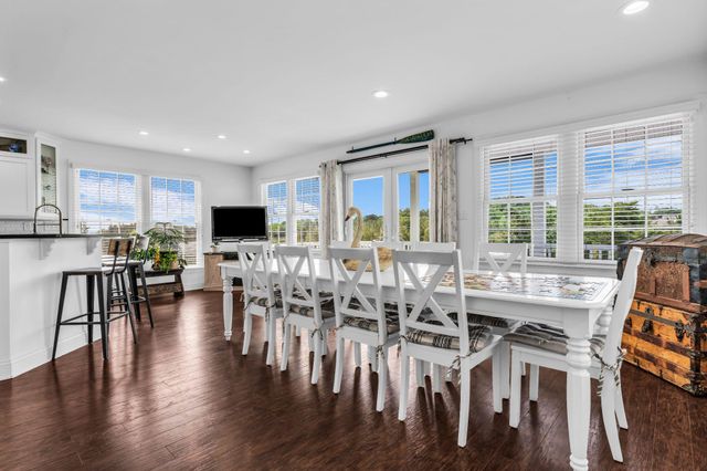 230 S GREEN ST, Tuckerton, NJ 08087