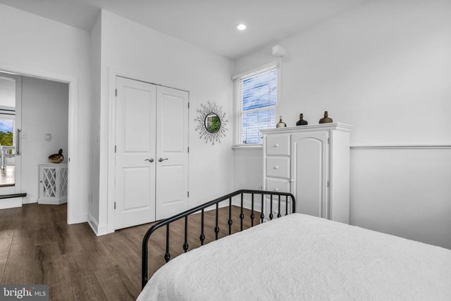 230 S GREEN ST, Tuckerton, NJ 08087