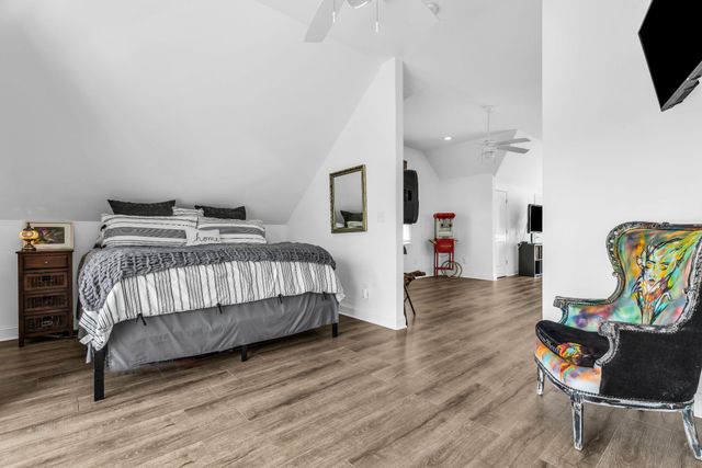 230 S GREEN ST, Tuckerton, NJ 08087