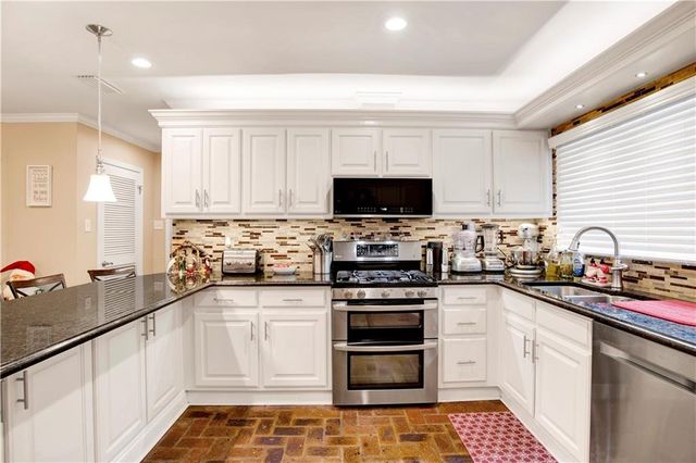 254 Jackson Boulevard, Mobile, AL 36609