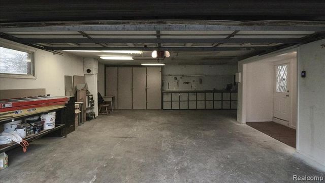 1407 Bielby Street, Waterford, MI 48328