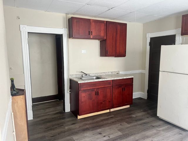 78-80 Cabot Street, Hartford, CT 06154