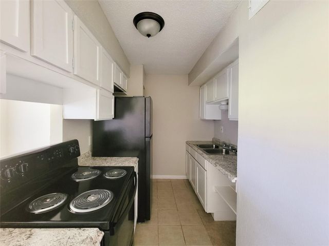 3206 Lobit Drive 13, Dickinson, TX 77539