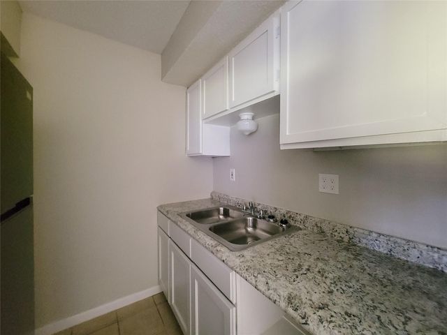 3206 Lobit Drive 13, Dickinson, TX 77539