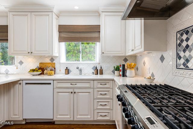 1536 Bradbury Road, San Marino, CA 91108