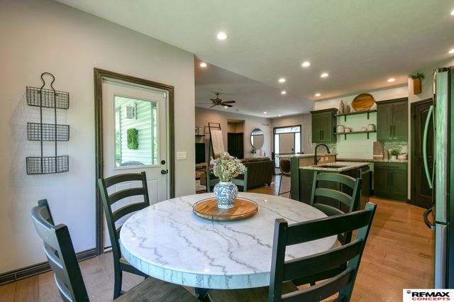7535 S 77th Street, Lincoln, NE 68516