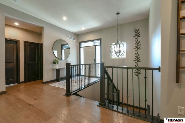 7535 S 77th Street, Lincoln, NE 68516