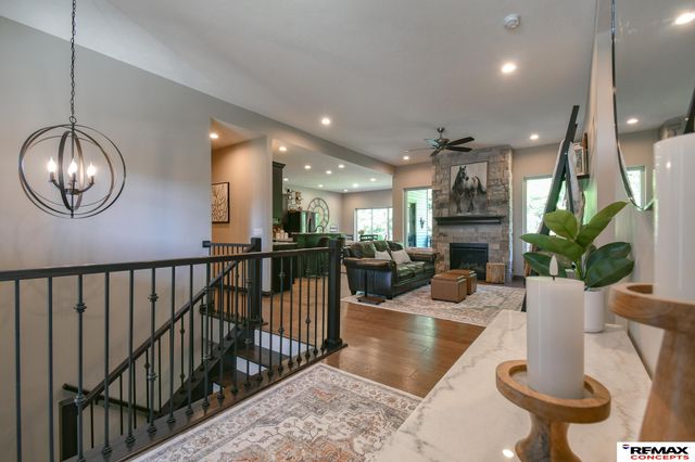 7535 S 77th Street, Lincoln, NE 68516