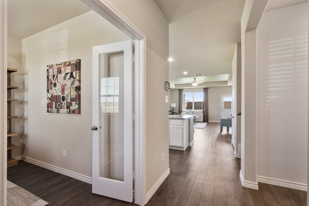 3142 Manchester Drive, Cleburne, TX 76033 — photo 2