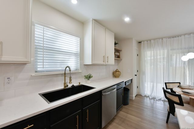 2323 Boxer Palm, San Antonio, TX 78213