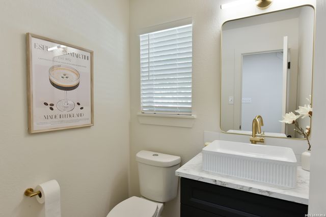 2323 Boxer Palm, San Antonio, TX 78213