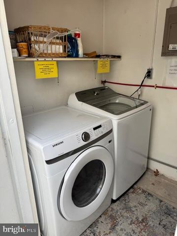 7806 Seaview Ave Apt 4, Wildwood, NJ 08260