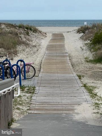 7806 Seaview Ave Apt 4, Wildwood, NJ 08260