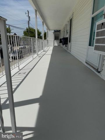 7806 Seaview Ave Apt 4, Wildwood, NJ 08260