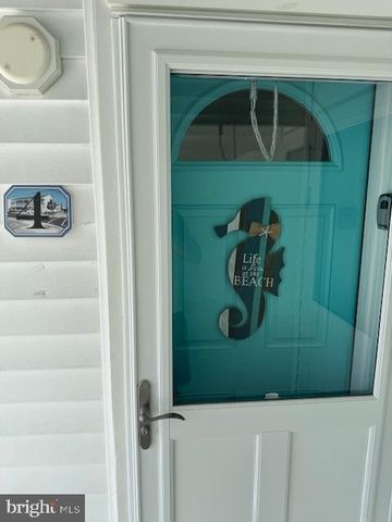 7806 Seaview Ave Apt 4, Wildwood, NJ 08260
