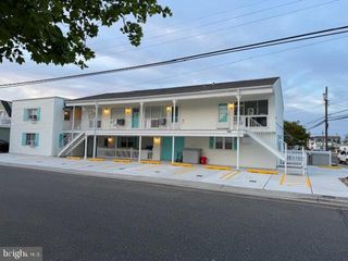 7806 Seaview Ave Apt 4, Wildwood, NJ 08260