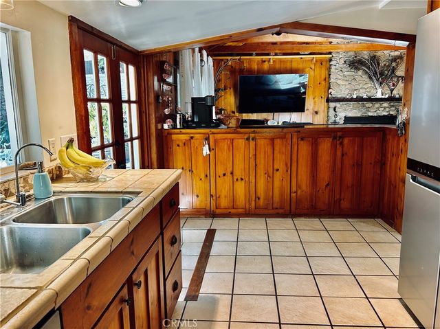 23230 Raymond, Chatsworth, CA 91311