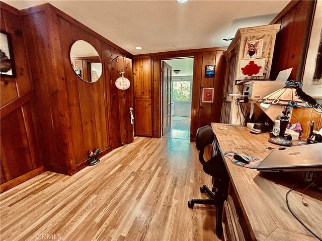 23230 Raymond, Chatsworth, CA 91311