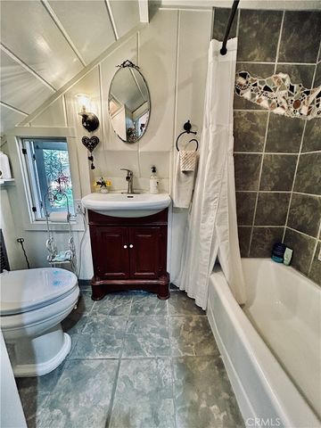 23230 Raymond, Chatsworth, CA 91311