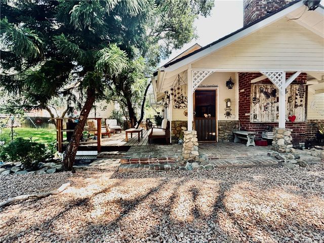 23230 Raymond, Chatsworth, CA 91311