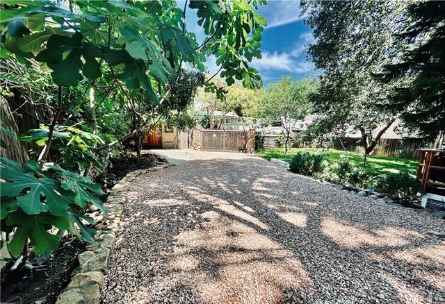 23230 Raymond, Chatsworth, CA 91311