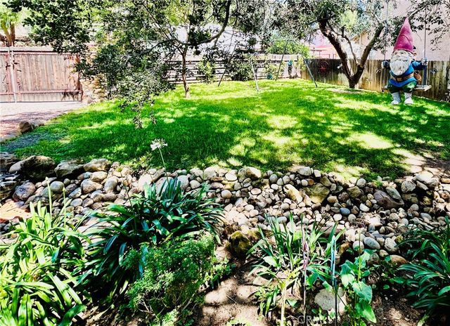 23230 Raymond, Chatsworth, CA 91311