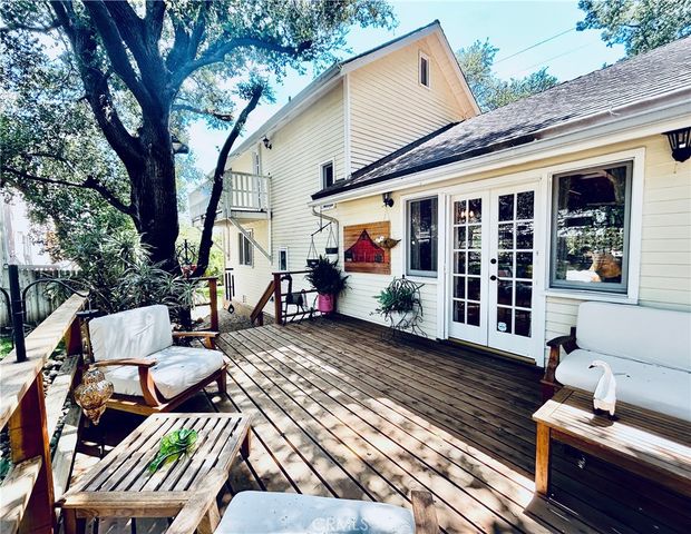 23230 Raymond, Chatsworth, CA 91311