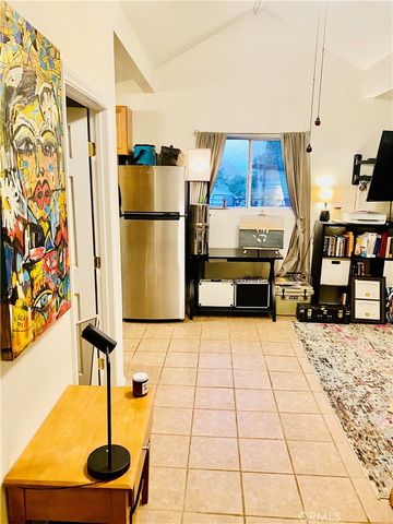 23230 Raymond, Chatsworth, CA 91311