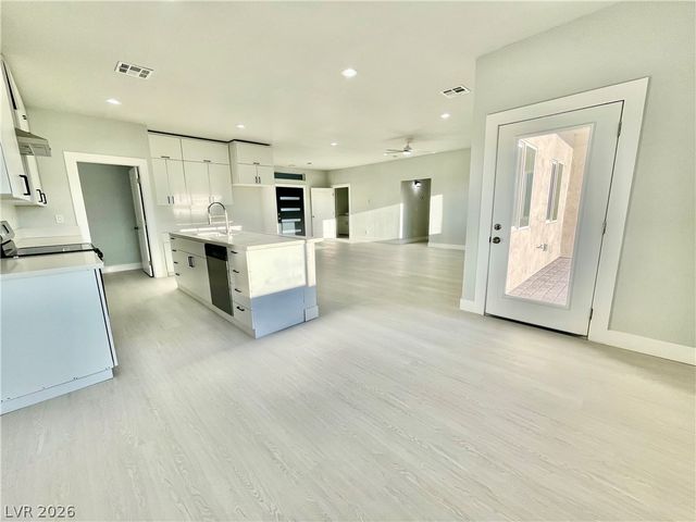 1760 Ironside Street, Pahrump, NV 89048
