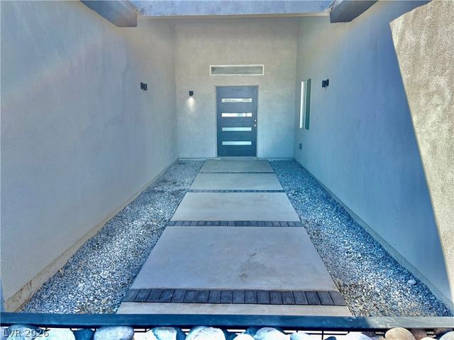 1760 Ironside Street, Pahrump, NV 89048