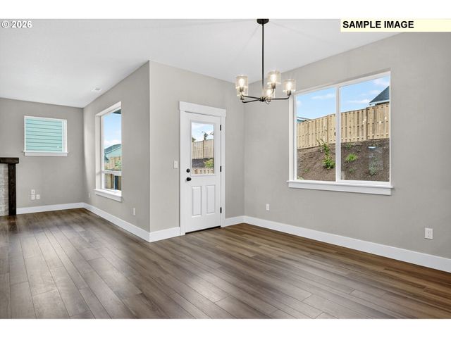 2002 E BADGER Way 1, La Center, WA 98629