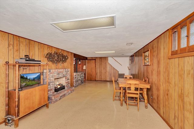 5819 S Mason Avenue, Chicago, IL 60638