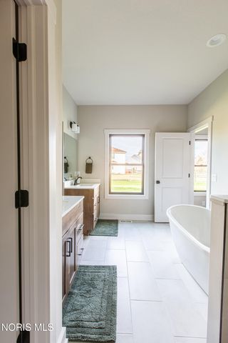 8513 Alyssa Way, Monclova, OH 43542