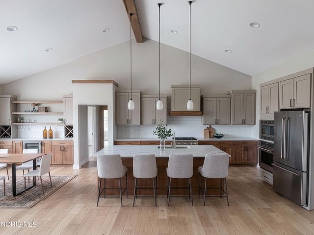 8513 Alyssa Way, Monclova, OH 43542