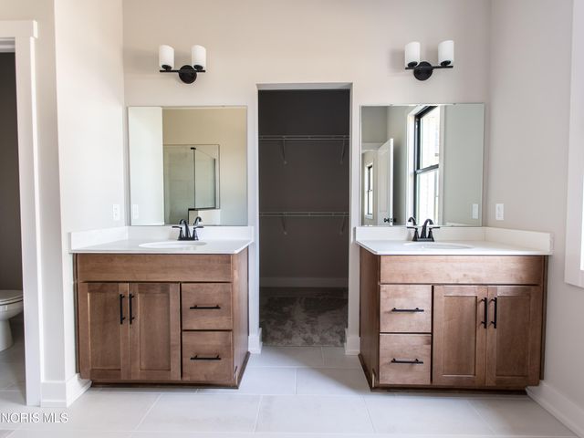 8513 Alyssa Way, Monclova, OH 43542