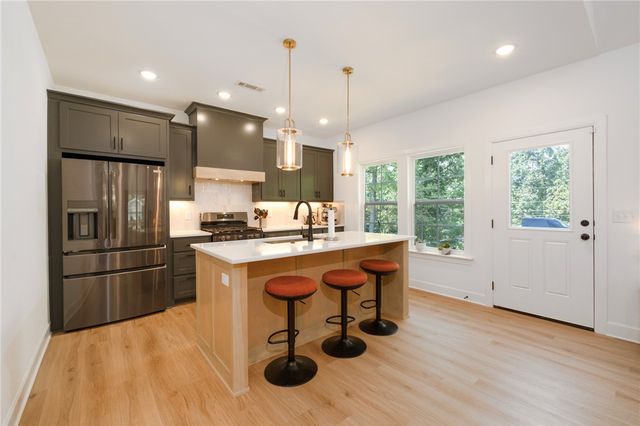 87 Leicester Drive, Bella Vista, AR 72714
