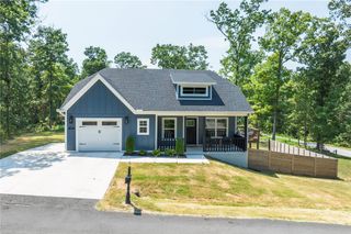 87 Leicester Drive, Bella Vista, AR 72714