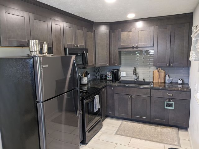 934 CLICKS LN, New Market, VA 22844