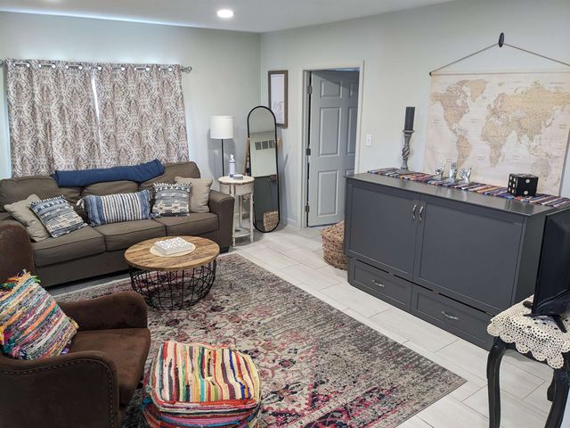 934 CLICKS LN, New Market, VA 22844