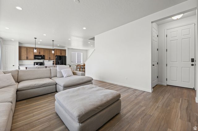5528 SOLO ST, Eagle Mountain, UT 84005