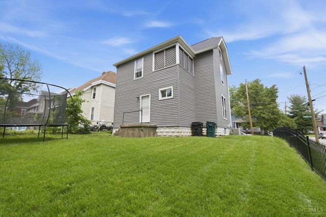 6125 Clephane Avenue, Cincinnati, OH 45227
