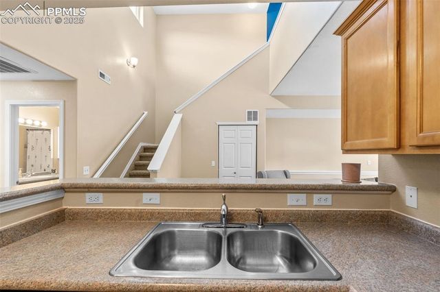 4848 Kerry Lynn View 205, Colorado Springs, CO 80922