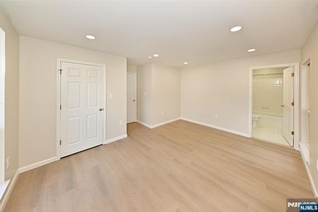 1142 Stafford Street, Mahwah, NJ 07430