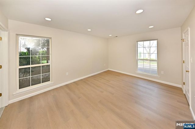 1142 Stafford Street, Mahwah, NJ 07430