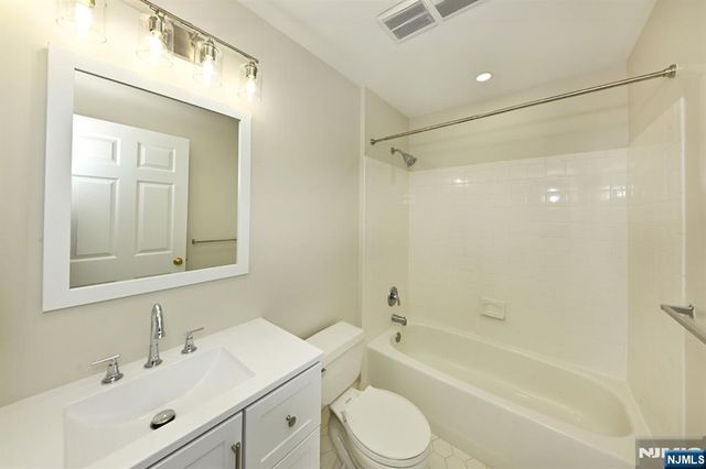 1142 Stafford Street, Mahwah, NJ 07430