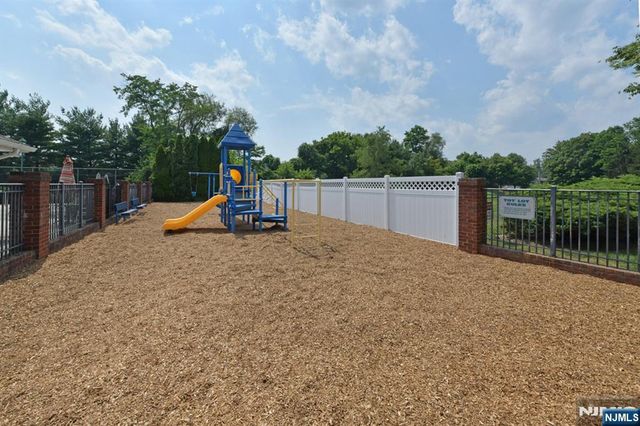 1142 Stafford Street, Mahwah, NJ 07430