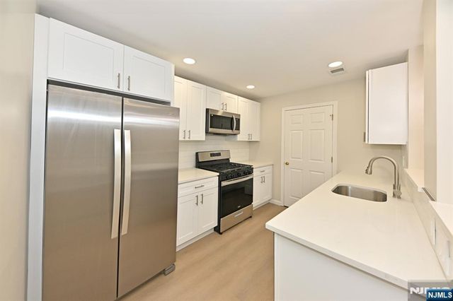 1142 Stafford Street, Mahwah, NJ 07430